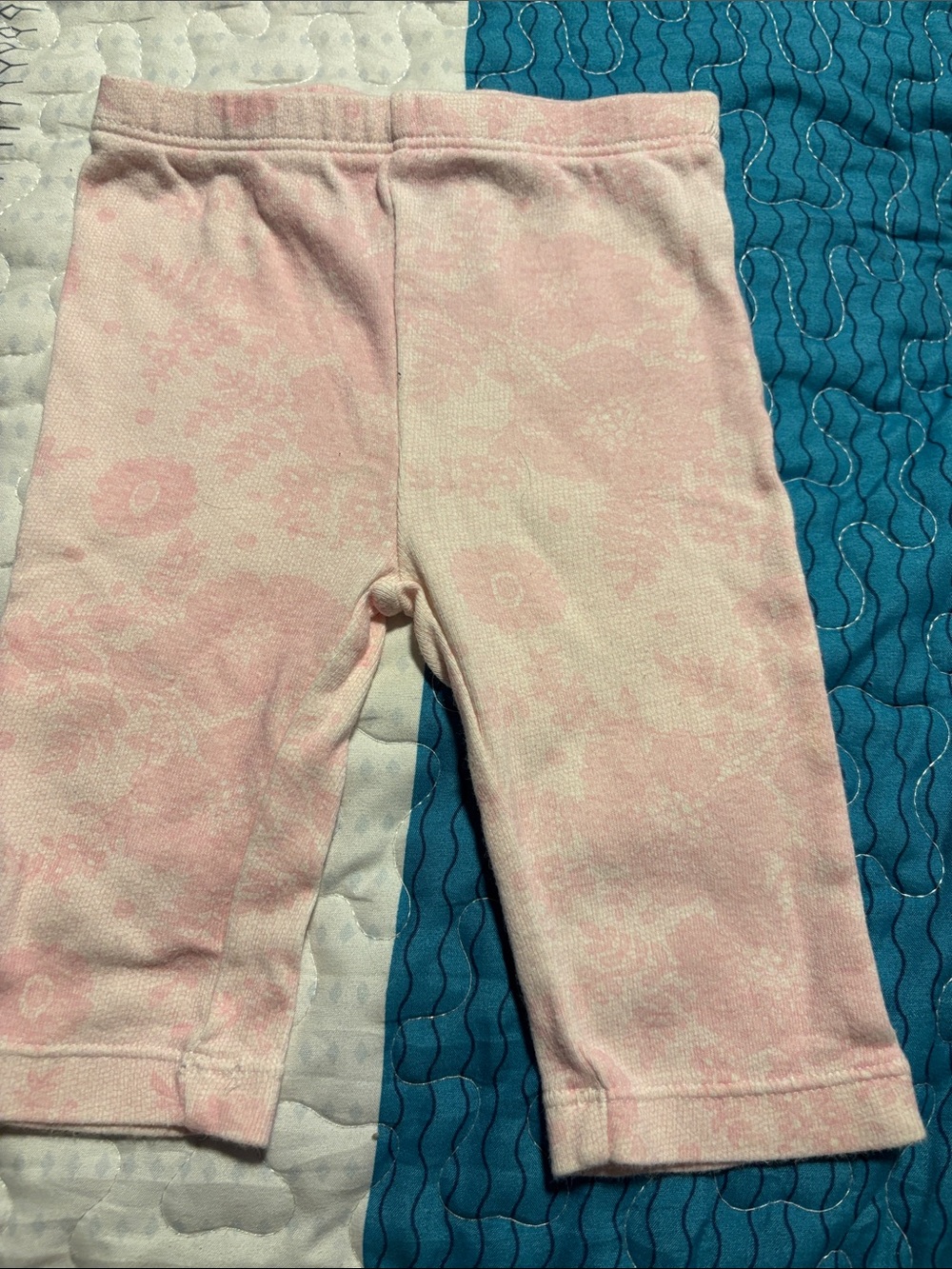 Juicy Couture Light Pink Floral Knit Leggings